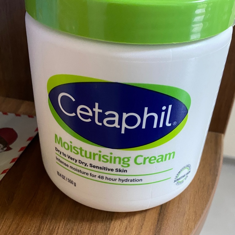 Cetaphil Moisturising Cream for Kids - Green & White